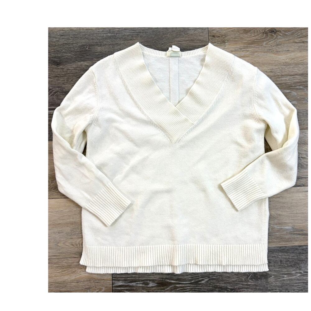 Anthropologie Ivory Crewneck Sweater Women’s XSP Soft Knit Minimal Quiet Luxury